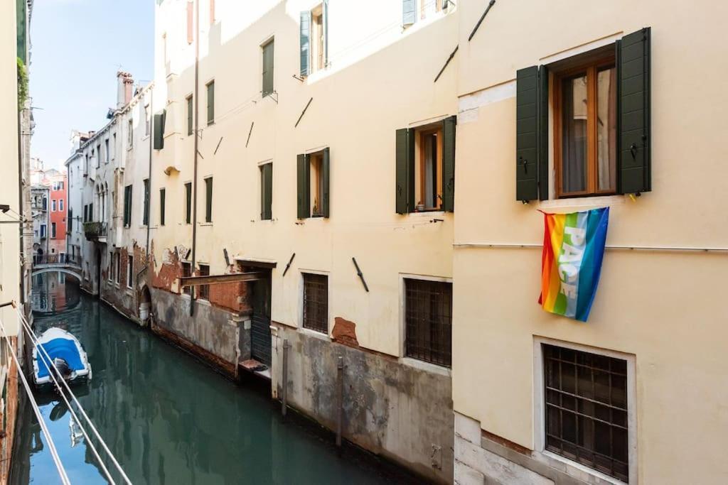 Ca' Della Madoneta - Vista Canale 威尼斯 外观 照片